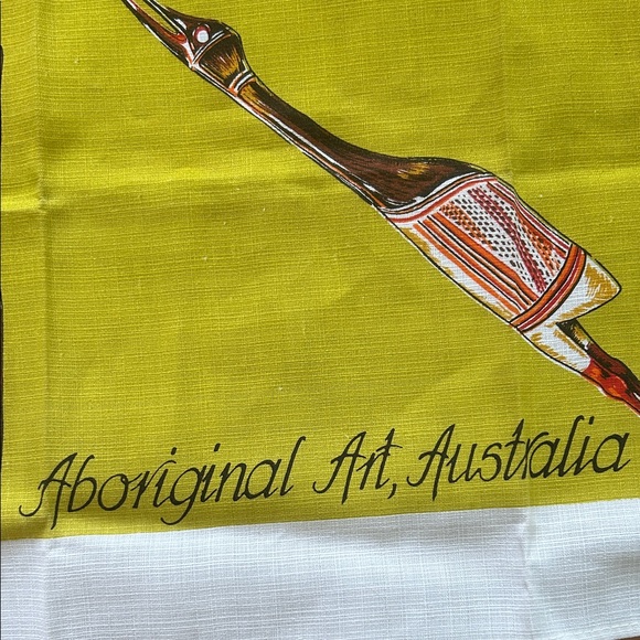 Quay Australia Green and Multicolor Dining Table Linen - Picture 2 of 8